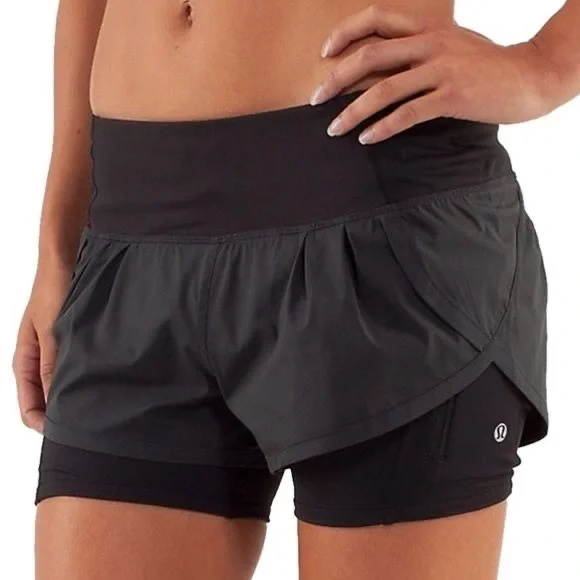 lululemonコンathletica女性のスポーツの半そでの腰のベスト lululemonコンathletica女性のスポーツの半そでの腰のベスト